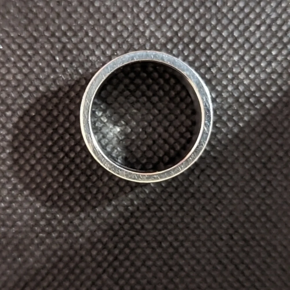 Stainless Steel‎ Roman Numeral Cigar Band Ring Size 8 - Picture 6 of 7
